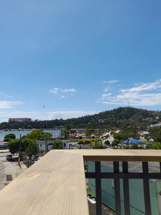 Hostal Marina Samana 外观 照片