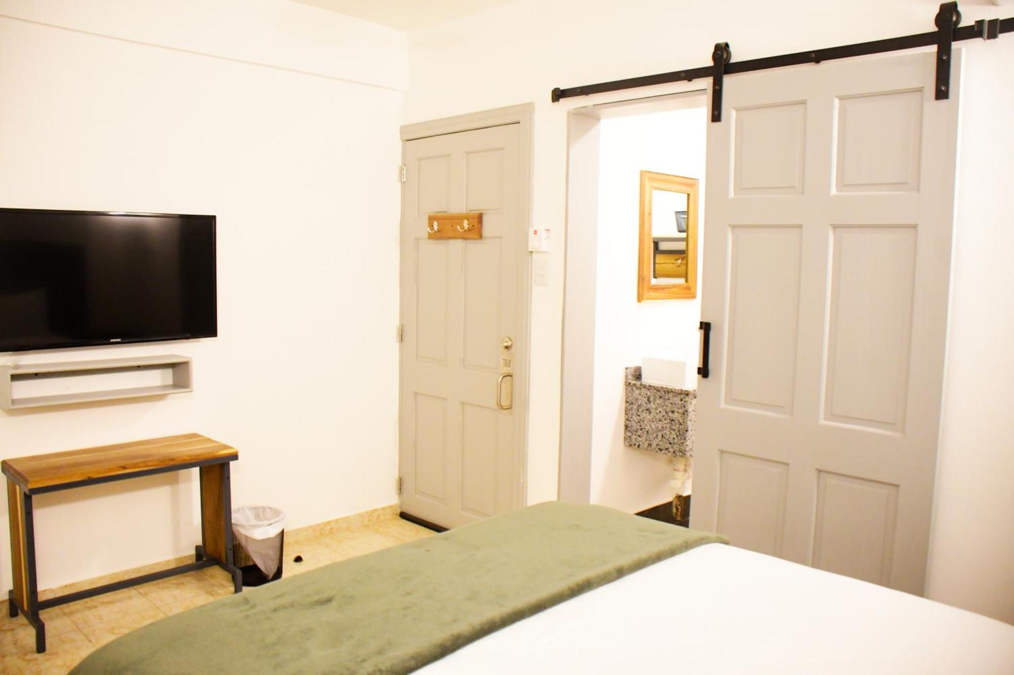 Hostal Marina Samana 外观 照片
