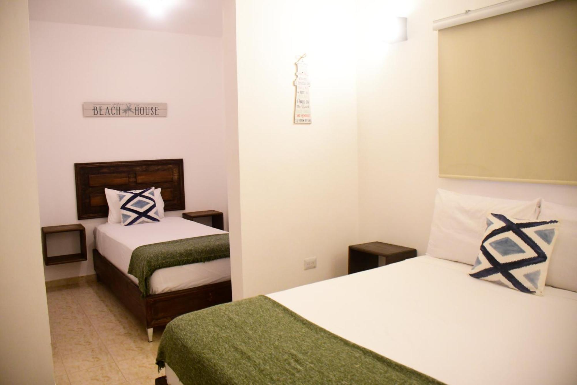 Hostal Marina Samana 外观 照片