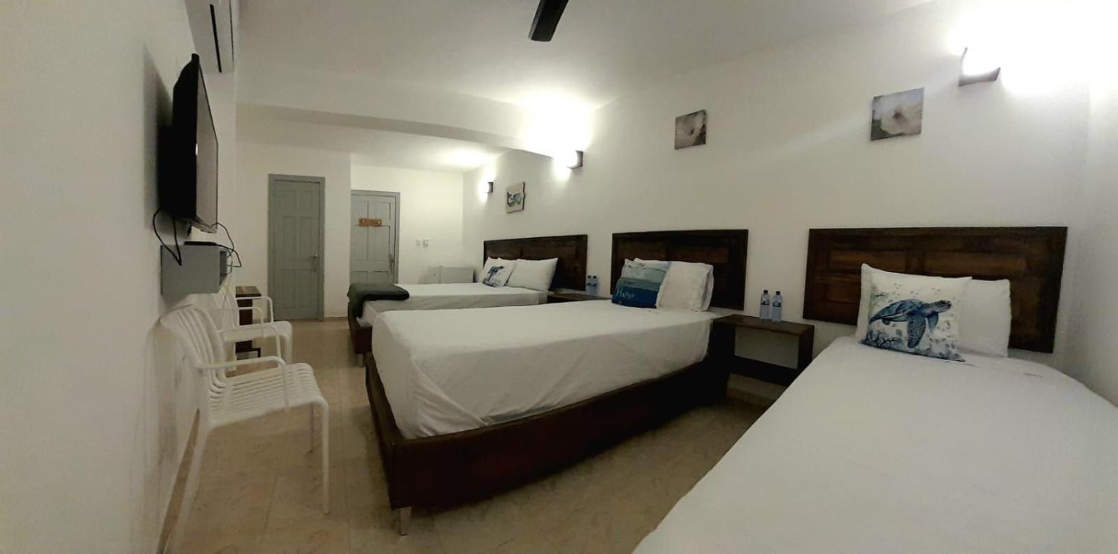 Hostal Marina Samana 外观 照片