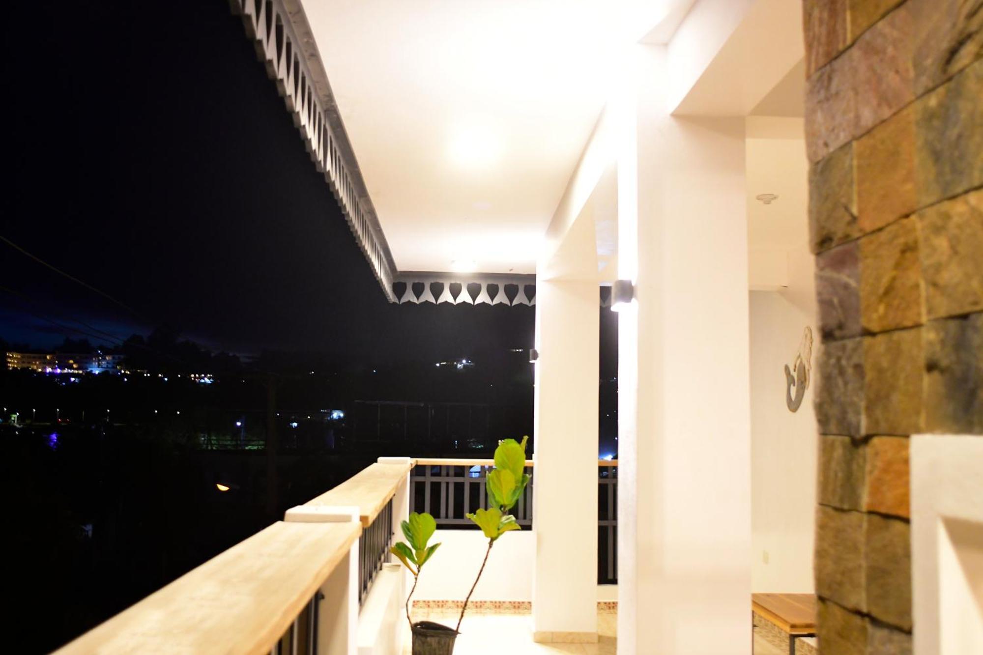 Hostal Marina Samana 外观 照片
