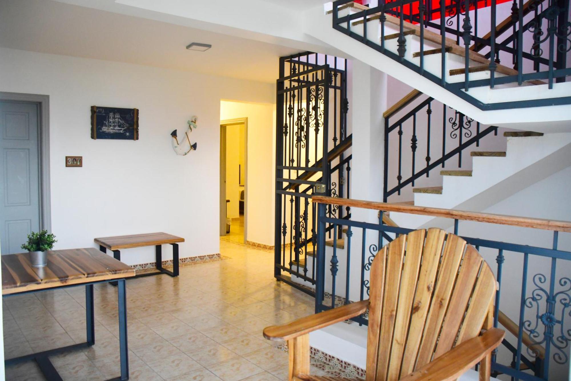 Hostal Marina Samana 外观 照片